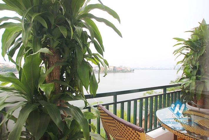 Brand new and lake view apartment for rent in Westlake, Tay Ho District, Ha Noi