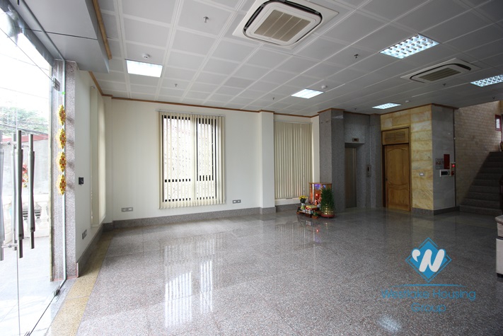Large office for rent in Lac Long Quan street, Tay Ho , Ha Noi