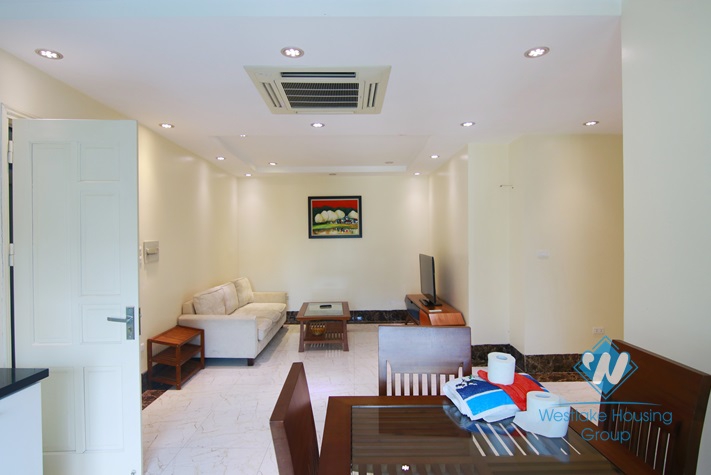 Two bedrooms apartment for rent in Hao Nam st, Dong Da district, Hanoi