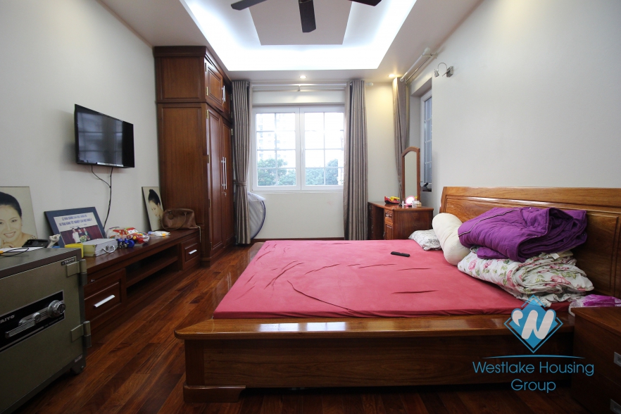 A beautiful villa for rent in Tay Ho good space and modern furnishing
