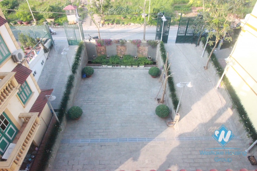Spacious house with large courtyard for rent in Tay Ho area, Hanoi