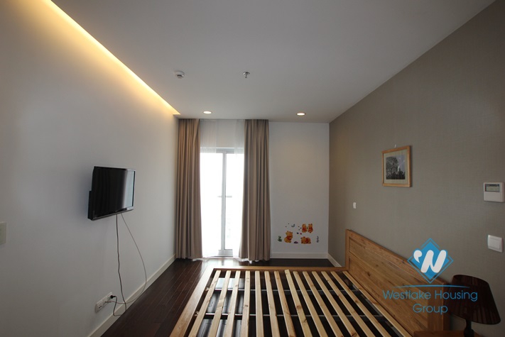 Hight floor apartment for rent with nice view in Nui Truc, Ha Noi 