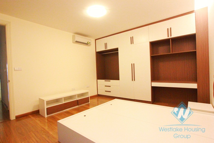 Brand new, luxury apartment for rent in Truc Bach area, Hanoi