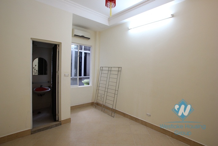 4 bedroom house for lease in Dao Tan, Ba Dinh