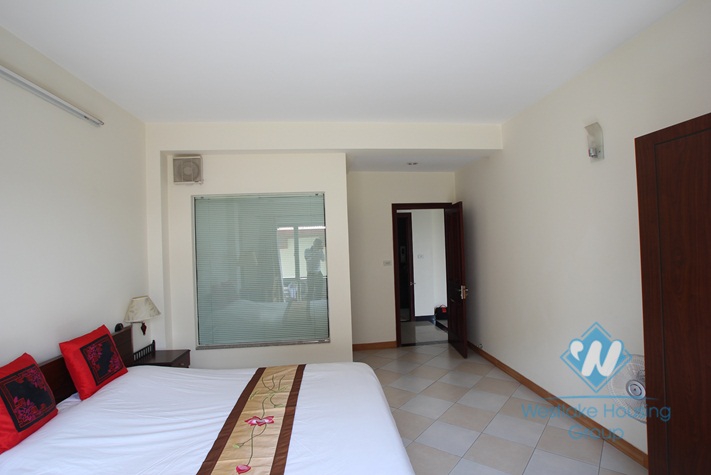 For rent, nice and cheap apartment with 2 bedrooms in Au co st, Tay Ho, Ha Noi