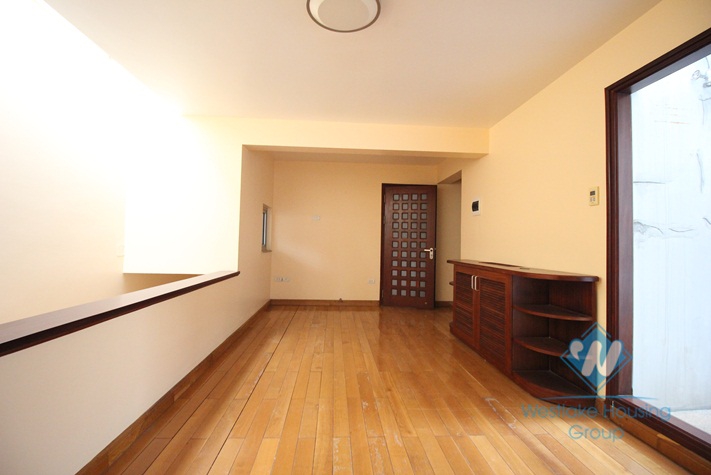 Lakeside villa with swimming pool for rent in Tay Ho, Hanoi