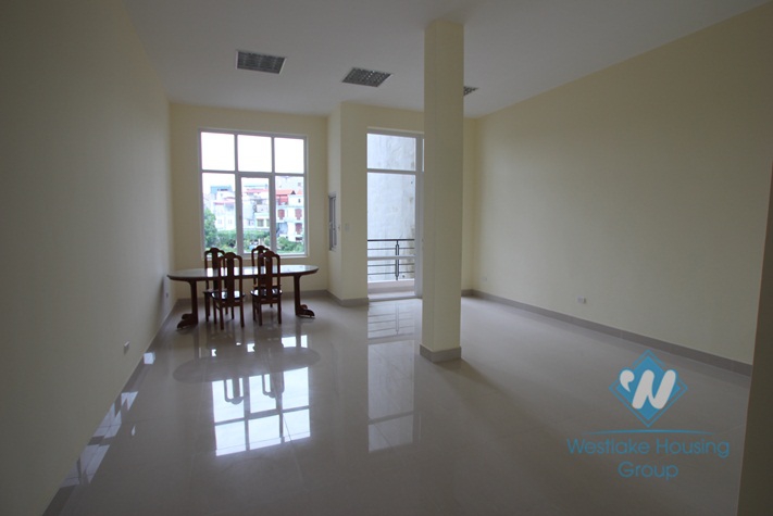 Office for rent in Tay Ho area, Ha noi