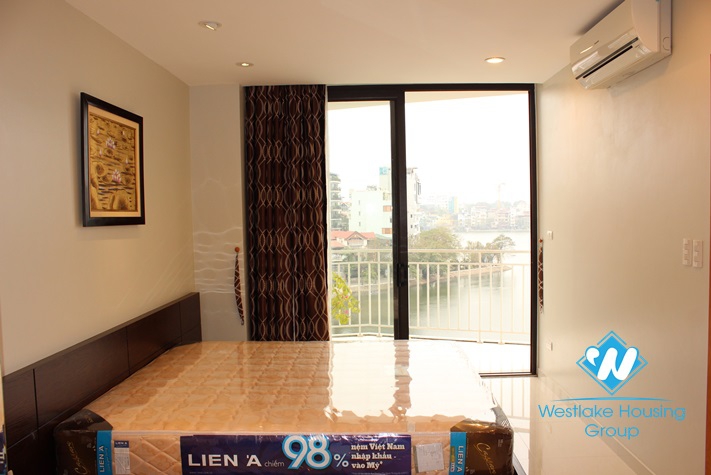 One bedroom apartment available for rent on the lake in Truc Bach area, Ba Dinh, Hanoi