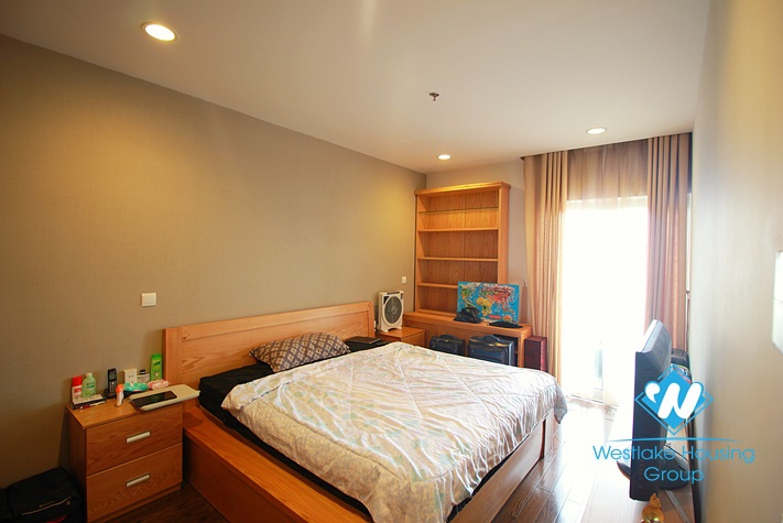 Good quality apartment with 2 bedrooms for rent in Lancaster Building, Nui Truc, Ba Dinh, Ha noi