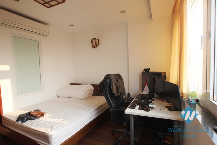 Nice duplex apartment for rent in Truc Bach area, Ba Dinh, Ha Noi