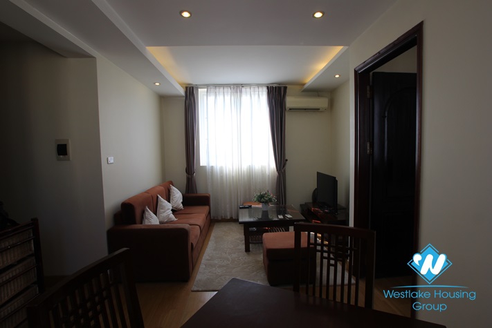 High floor apartment for rent in Hoan Kiem district, Hanoi. Price for rent 700 USD/month.