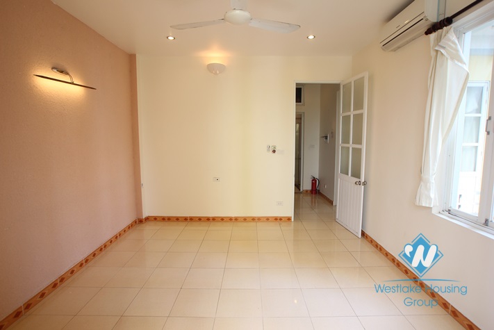 4-floor house with nice yard for rent in Tay Ho district .