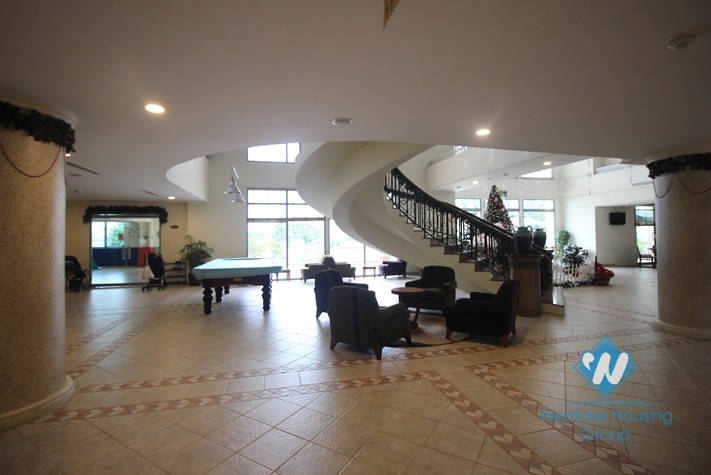Two bedrooms apartment with high quality for rent in Diamond Westlake