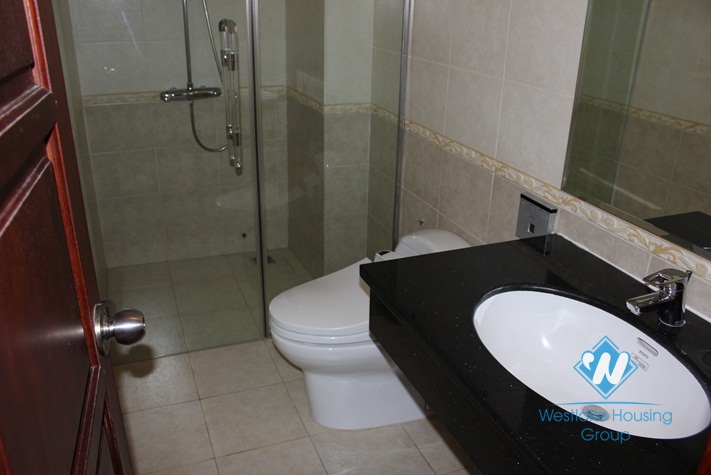Penthouse apartment for rent in Truc Bach area, Ba Dinh, Ha Noi