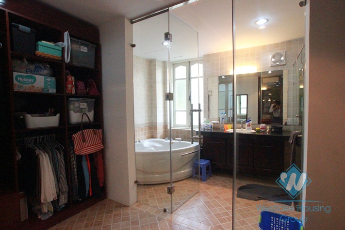 Quality house with swimming pool for rent in Tay Ho area