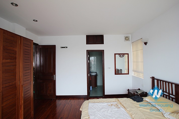 Apartment with two bedrooms for rent in Ba Dinh