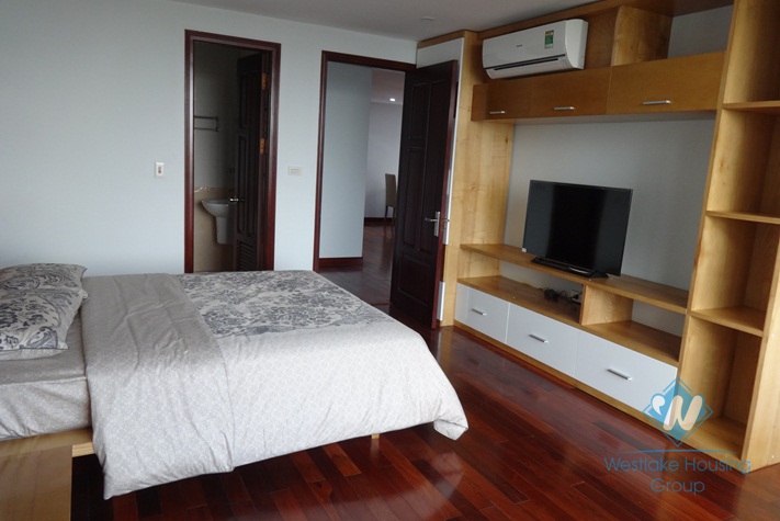 Brand new serviced apartment for lease in Thuy Khue Tay Ho Ha Noi
