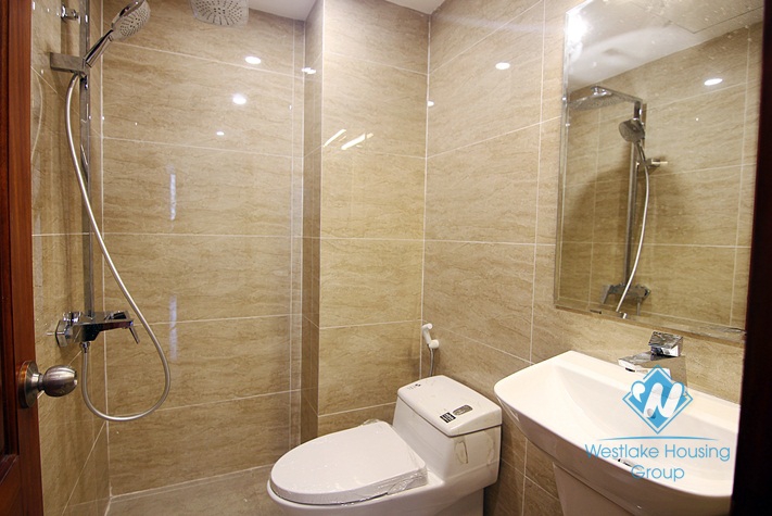 An amazing brand new 4 bedroom apartment for rent in Tay ho, Ha noi