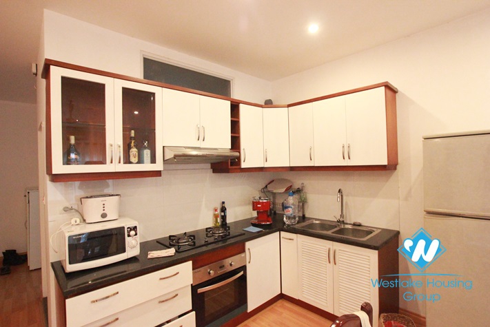 Nice apartment for rent in Nghi Tam Village, Tay Ho , Ha Noi