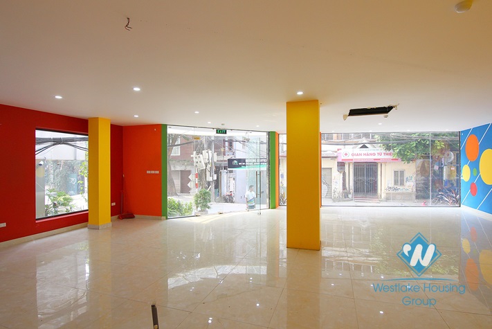 Spacious office, shop for rent in To Ngoc Van st, Tay Ho.