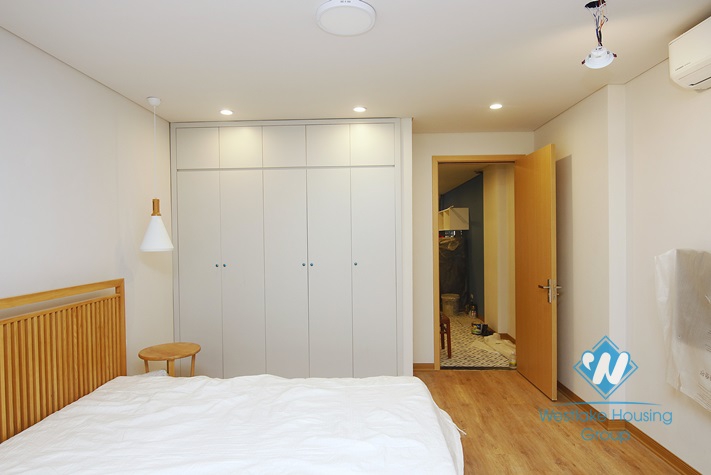 A brand new and big one bedroom apartment for rent in Ho Ba Mau area, Dong Da,Hai Ba Trung, district.