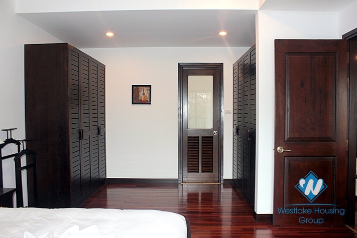 High quality apartment for rent in Dang Thai Mai street, Tay Ho, Hanoi
