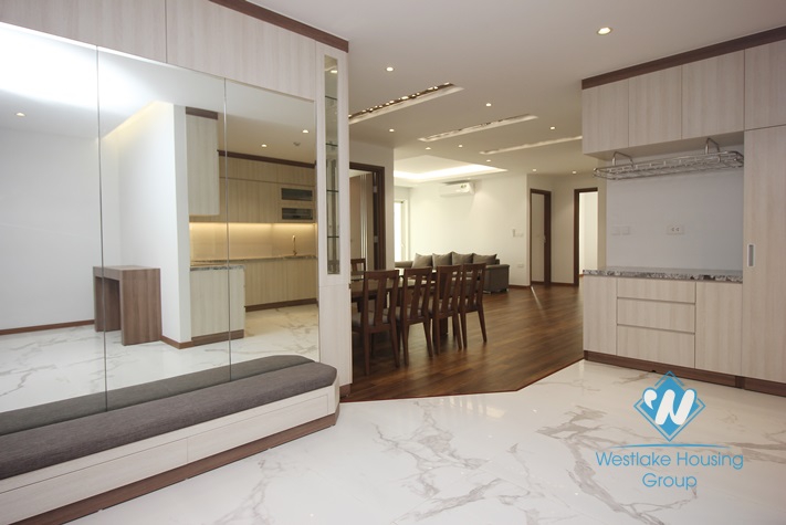A must-see modern apartment for rent in Ciputra L3 Tower