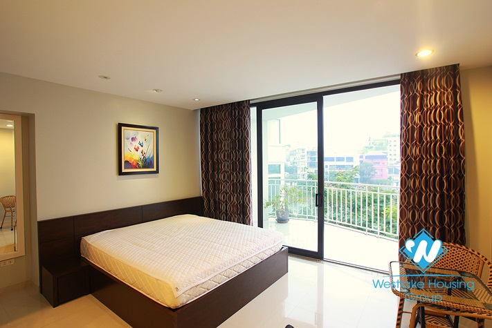 Beautiful apartment with great lake view for rent in Ba Dinh, Ha Noi