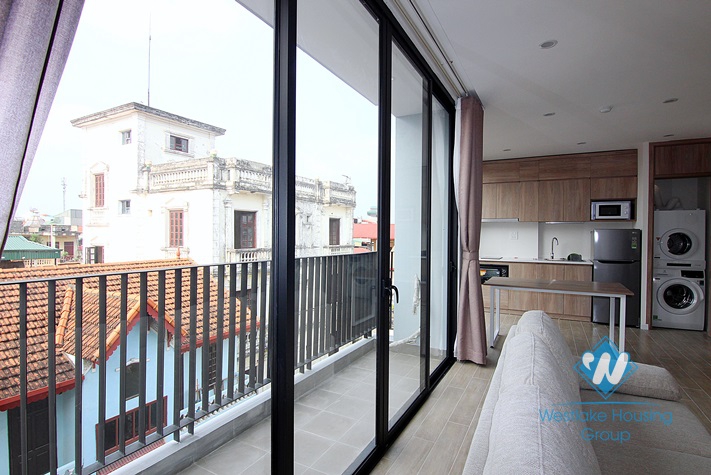 Brand new and morden 2 bedrooms apartment for rent in Tay Ho area.