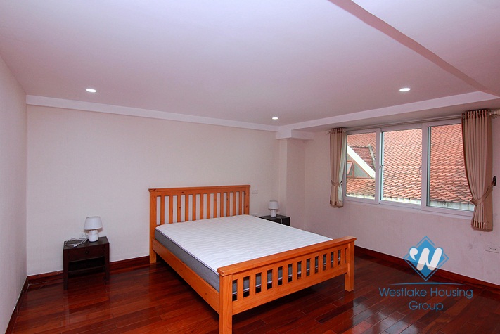 Quiet and nice house with 04 bedrooms for rent in Tay Ho area