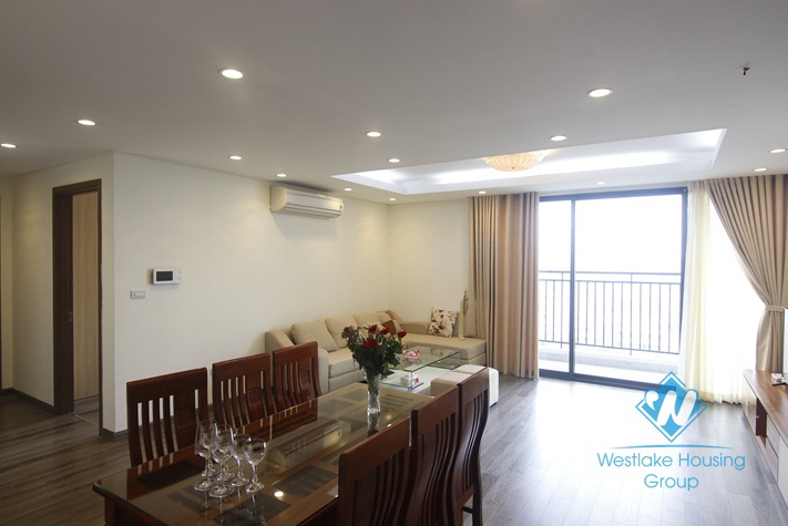 A delightful 2 bedroom apartment for rent in Hongkong Tower
