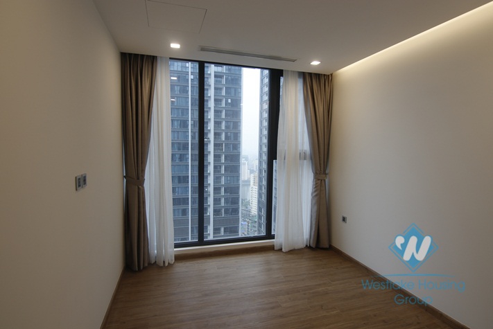 03 bedrooms apartment with 146sqm for rent in Vinhome Metropolis.