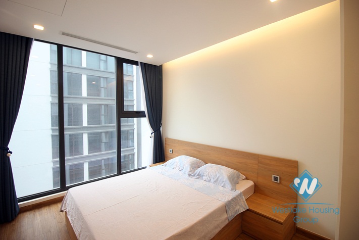 A beautiful 3 bedroom apartment in Vinhome Metropolis, Ba dinh