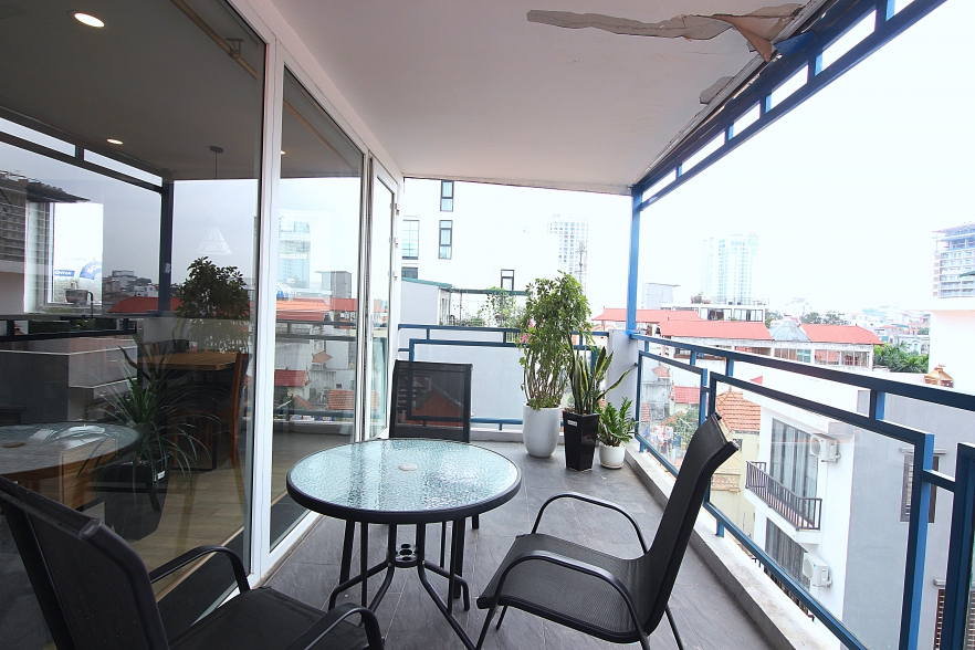Top floor super modern apartment for rent on Dang Thai Mai, Tay Ho