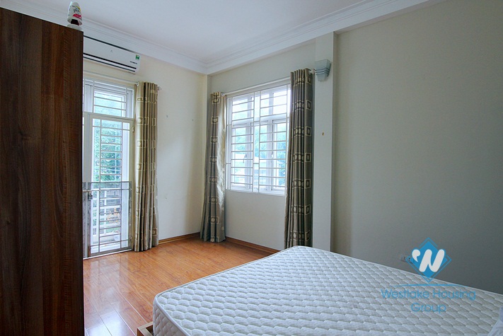 An affordable 5 bedroom house for rent in Au co, Tay ho