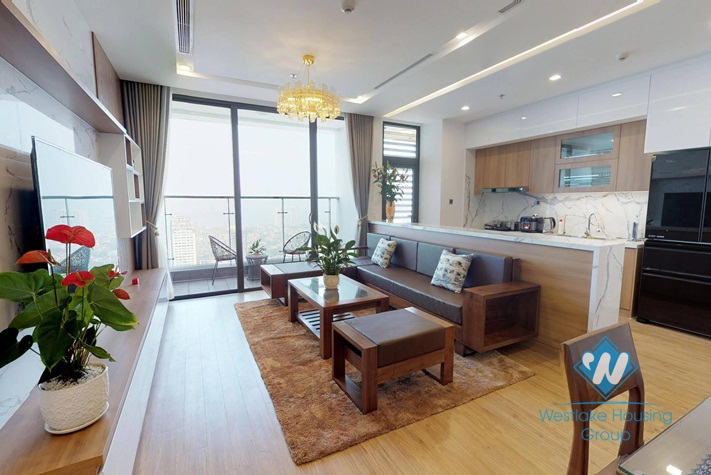 Beautiful high floor apartment for rent in Vinhome Metropolis, Lieu Giai street, Ha Noi