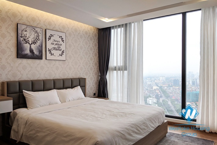 Beautiful 04 bedrooms in Vinhome Metropolis for rent, Ba Dinh District 
