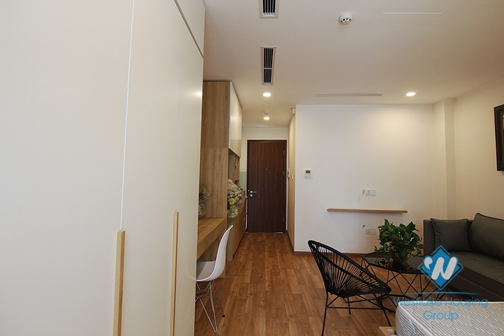 Brand new studio for rent in Truc Bach area, Ba Dinh