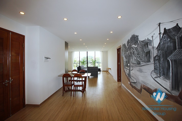 Brand new 03 bedroom apartment with lake-view for rent in Au Co street, Tay Ho