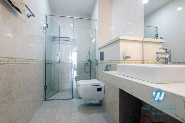 A good 3 bedroom apartment for rent in Cau giay, Ha noi