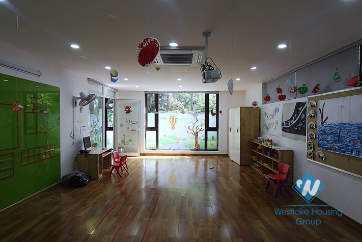 A massive property for rent in Tay Ho District
