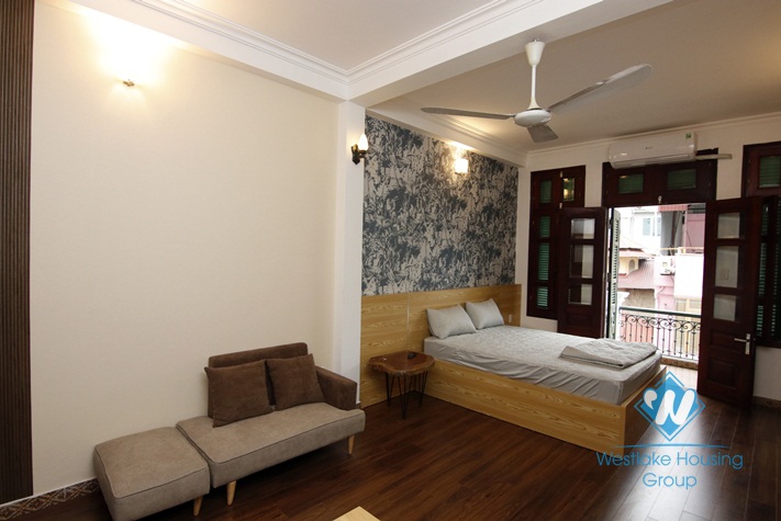 A good price studio for rent in Truc Bach, Ha noi