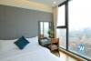 A superb three-bedroom apartment in the high-rise building Vinhome Metroplis, Lieu Giai, Ba Dinh