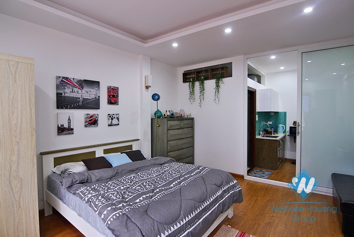 A new and bright apartment for rent in Nhat chieu, Tay ho