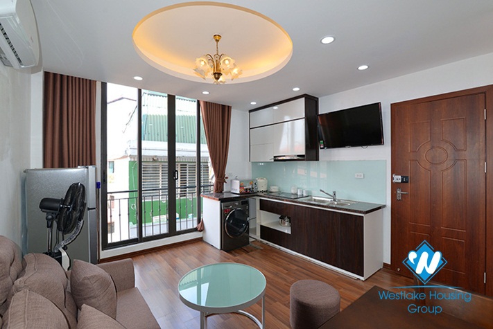 One bedroom apartment for rent in Ba Mau lake, Hai Ba Trung district, Ha Noi