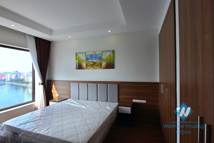A brand new 3 bedroom apartment for rent in Xuan Dieu, Tay Ho