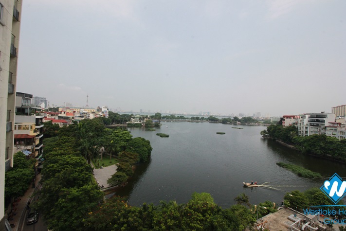 A luxury one-bedroom apartment with lake view in Truc Bach area, Ba Dinh district