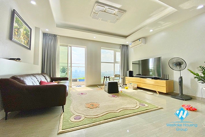 A charming apartment with 3 bedrooms for rent in Ciputra Complex