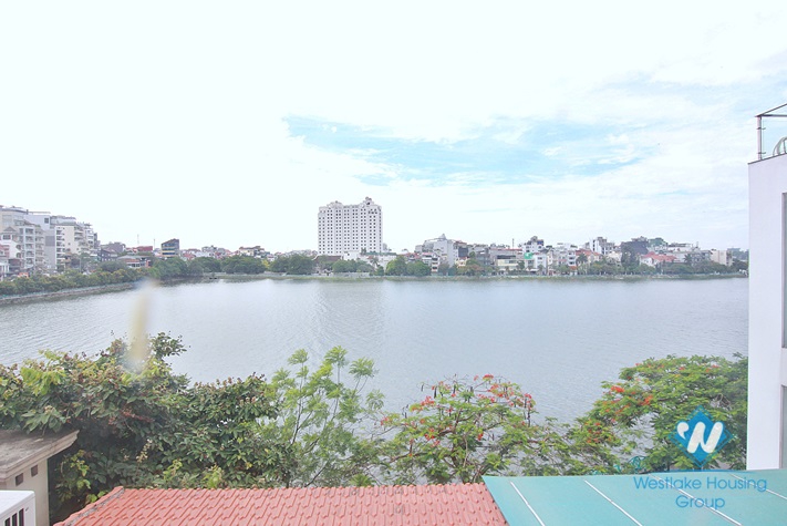 Lake view house for rent in Quang An street, Tay Ho district