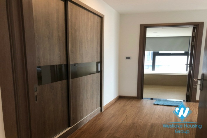 A fully-furnished 3 bedroom apartment for rent in Vinhomes Metropolis